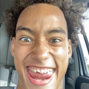 Meet your Posher, Dylan